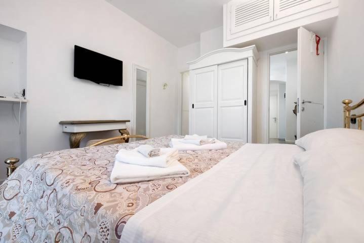 Le Coccinelle Home マンデッロ・デル・ラーリオ エクステリア 写真